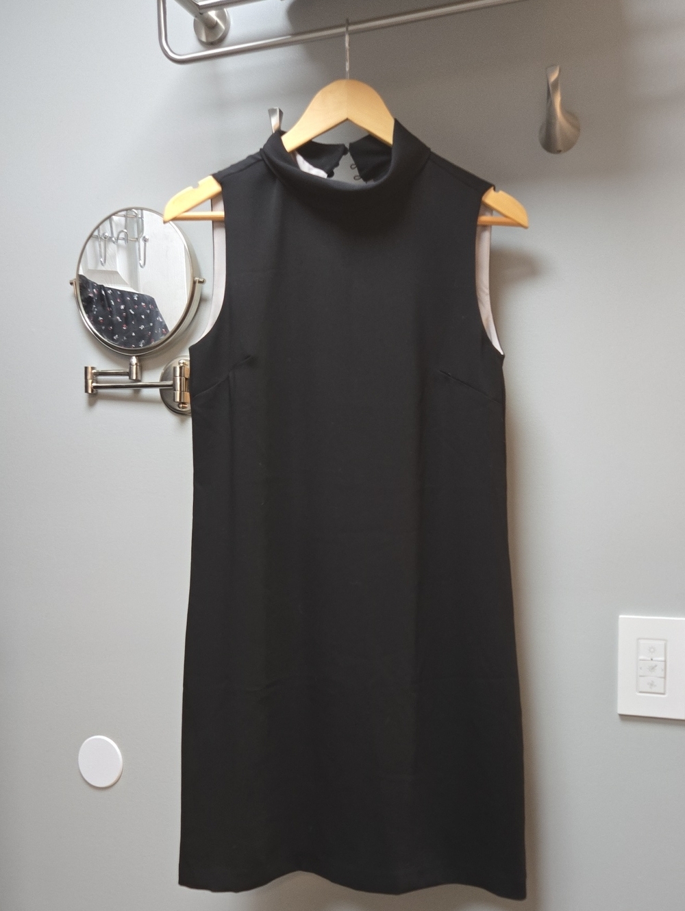 Cynthia Rowley Black Sleeveless Mock-Neck Shift Dress